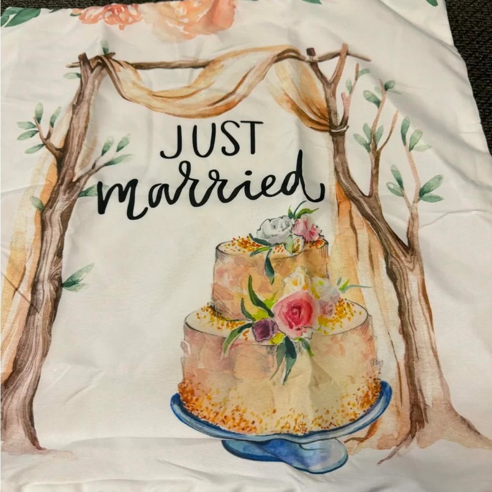 Just Married Decorative Wedding Throw Pillow cover - Floral Cake Design